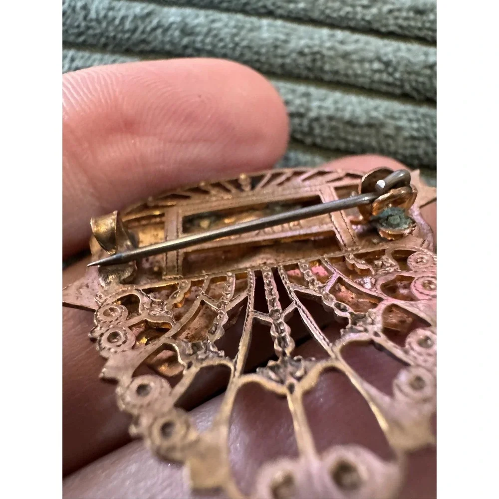 N/A ornate vintage